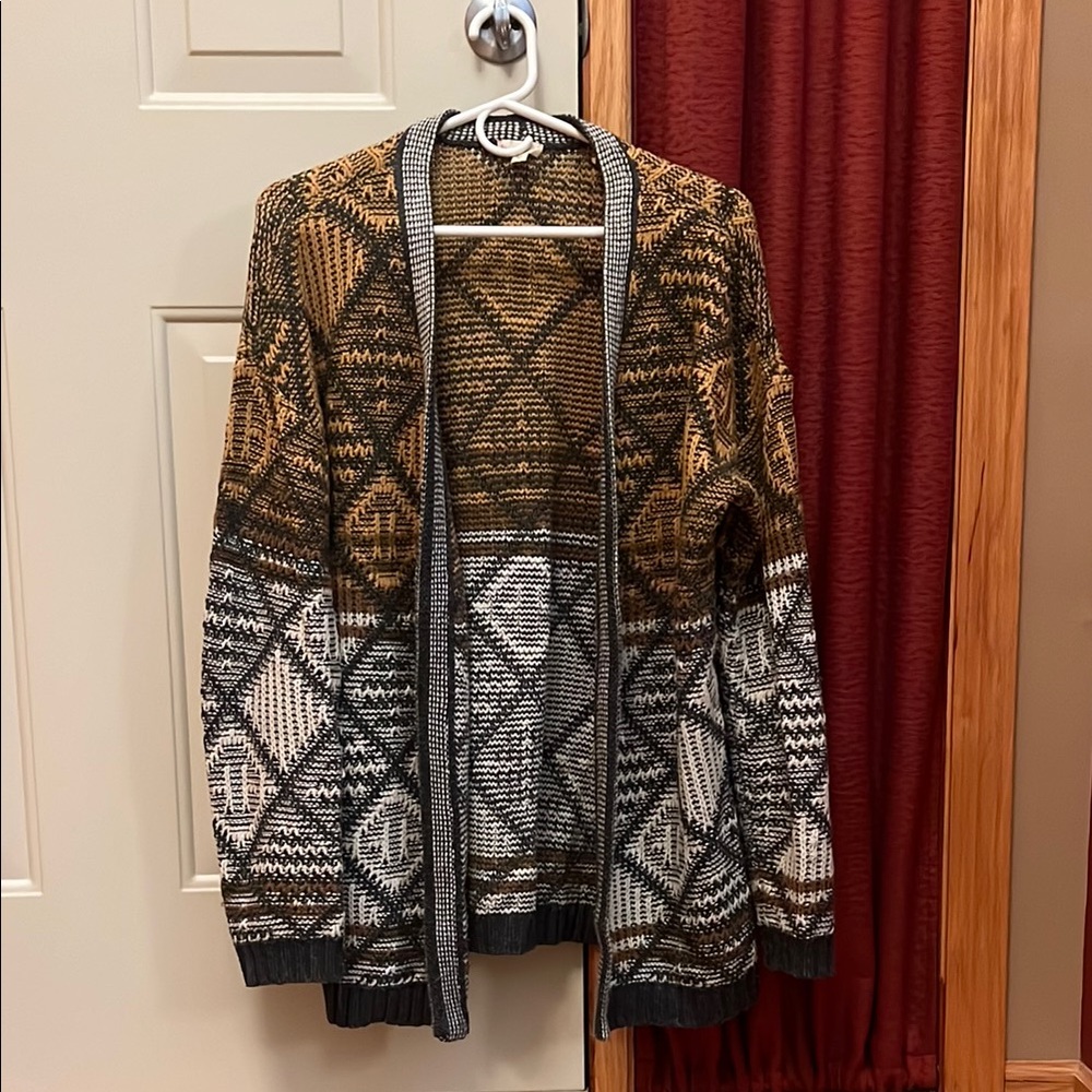 Hem & Thread Cardigan